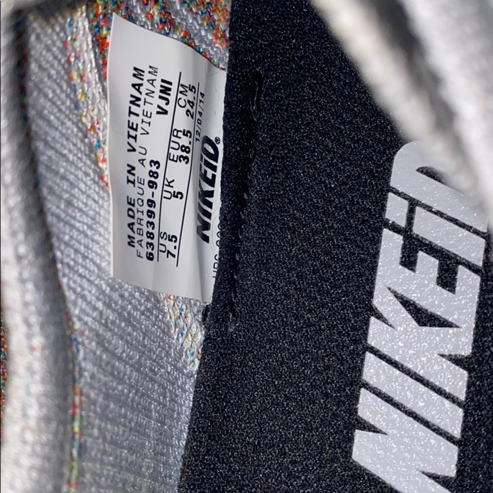 Customized NikeiD’s - Picture 4 of 4